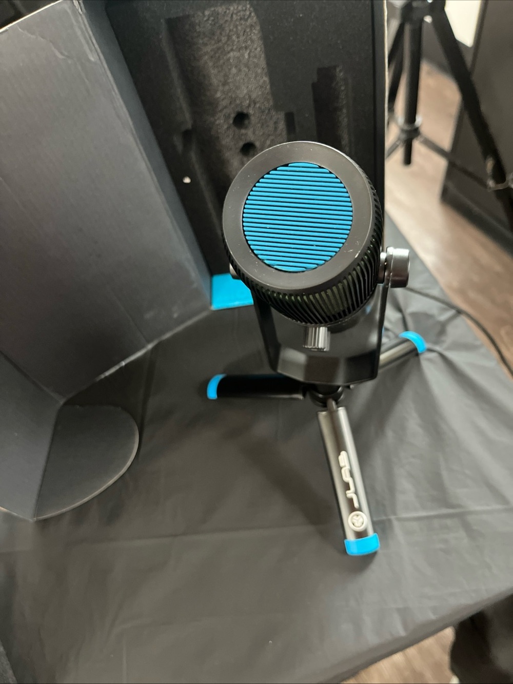 JLab Audio Talk Pro - Picture 6 of 9